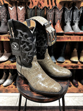 Load image into Gallery viewer, Nile Crocodile Neck 10.5EE