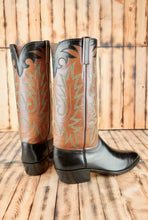 Load image into Gallery viewer, Lee Miller / Texas Traditions Full Italian Kangaroo 10D