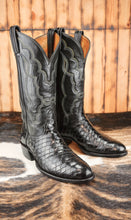 Load image into Gallery viewer, Tony Lama Giant Anaconda 8.5E

