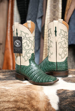 Load image into Gallery viewer, Forest Green Caiman Belly 7.5B
