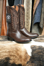 Load image into Gallery viewer, Chocolate Calf Chocolate Brown 10D
