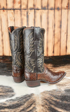 Load image into Gallery viewer, Justin Boot Co Rare Kids Pre Bans 4R
