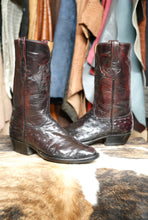 Load image into Gallery viewer, Lucchese Classics Full Quill Ostrich 11D
