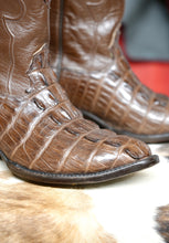 Load image into Gallery viewer, Brown Alligator Tail 10EE
