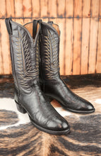 Load image into Gallery viewer, Tony Lama Pre ban Pre 1973 Whale
