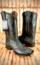 Load image into Gallery viewer, Limited Midnight Forest Green Snapping Turtle Tail 8.5D
