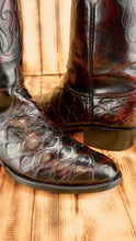 Load image into Gallery viewer, Lucchese Ant 9D Black Cherry
