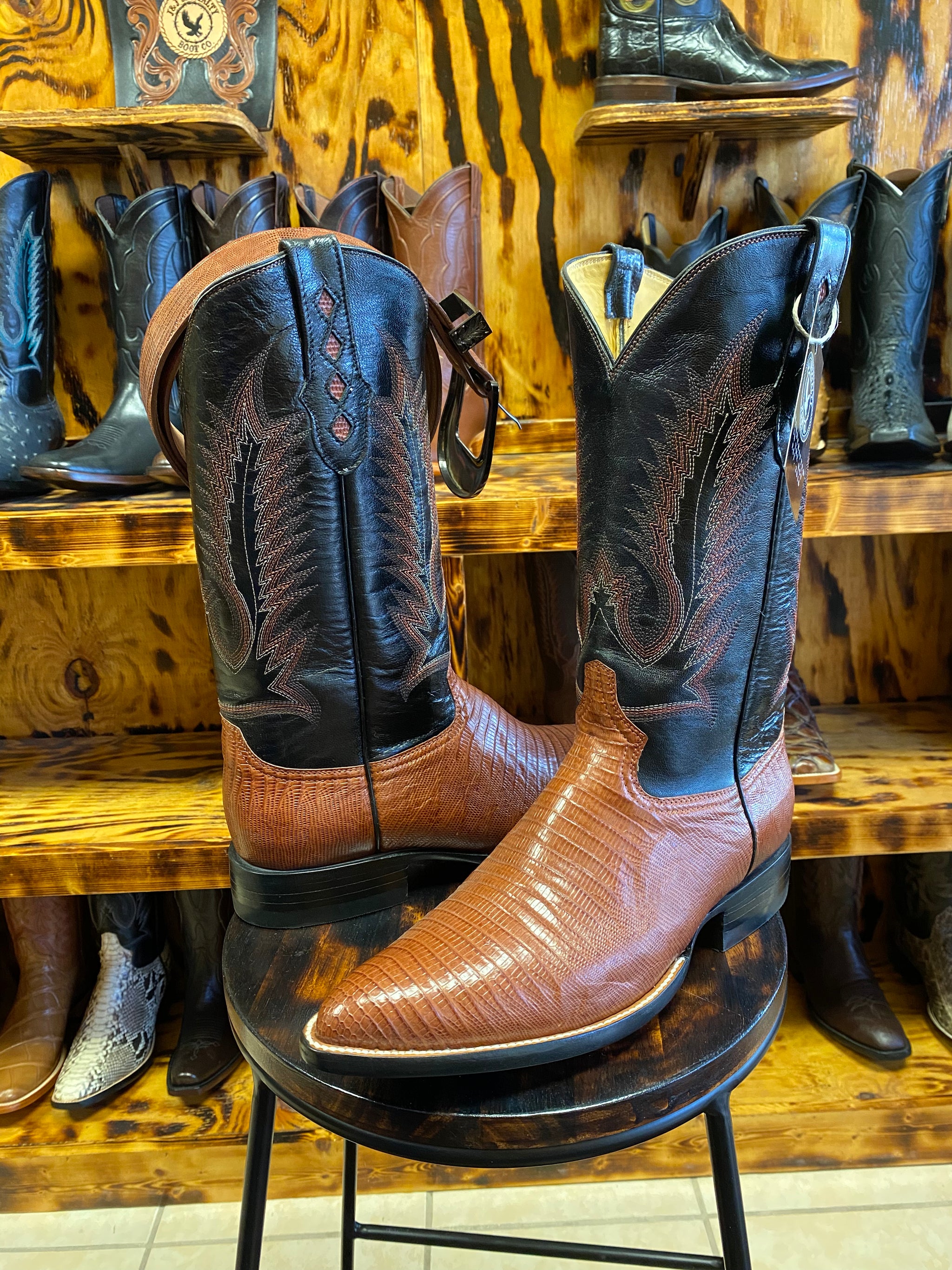 Cognac Teju Lizard 11EE – J&J Specialty Boot Co.