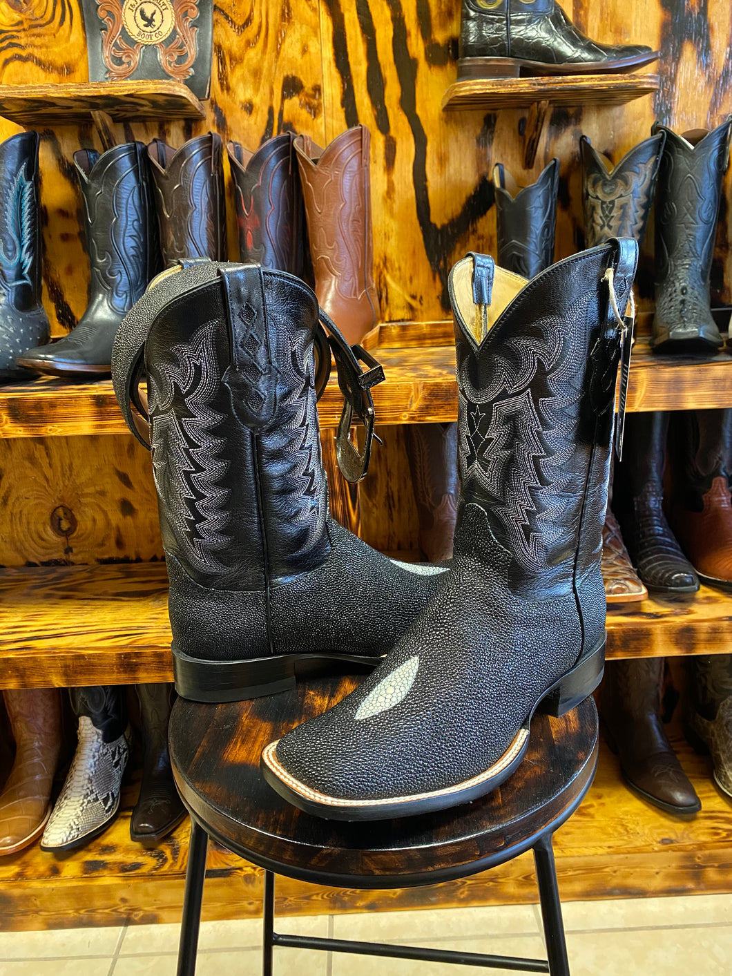 Black Stingray 9EE J J Specialty Boot Co